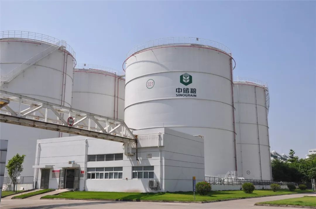 油罐車(chē)卸完煤油裝食用油 中儲糧：全系統深入開(kāi)展專(zhuān)項大排查